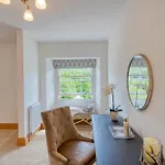 Hollins House Holiday home